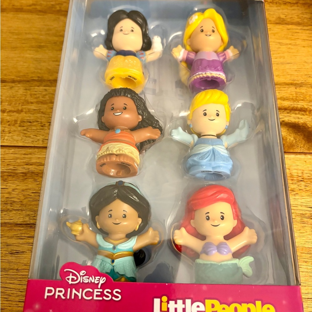Fisher-Price Disney Princess Little People Figure Set - Multi-Color - Picture 3 of 4